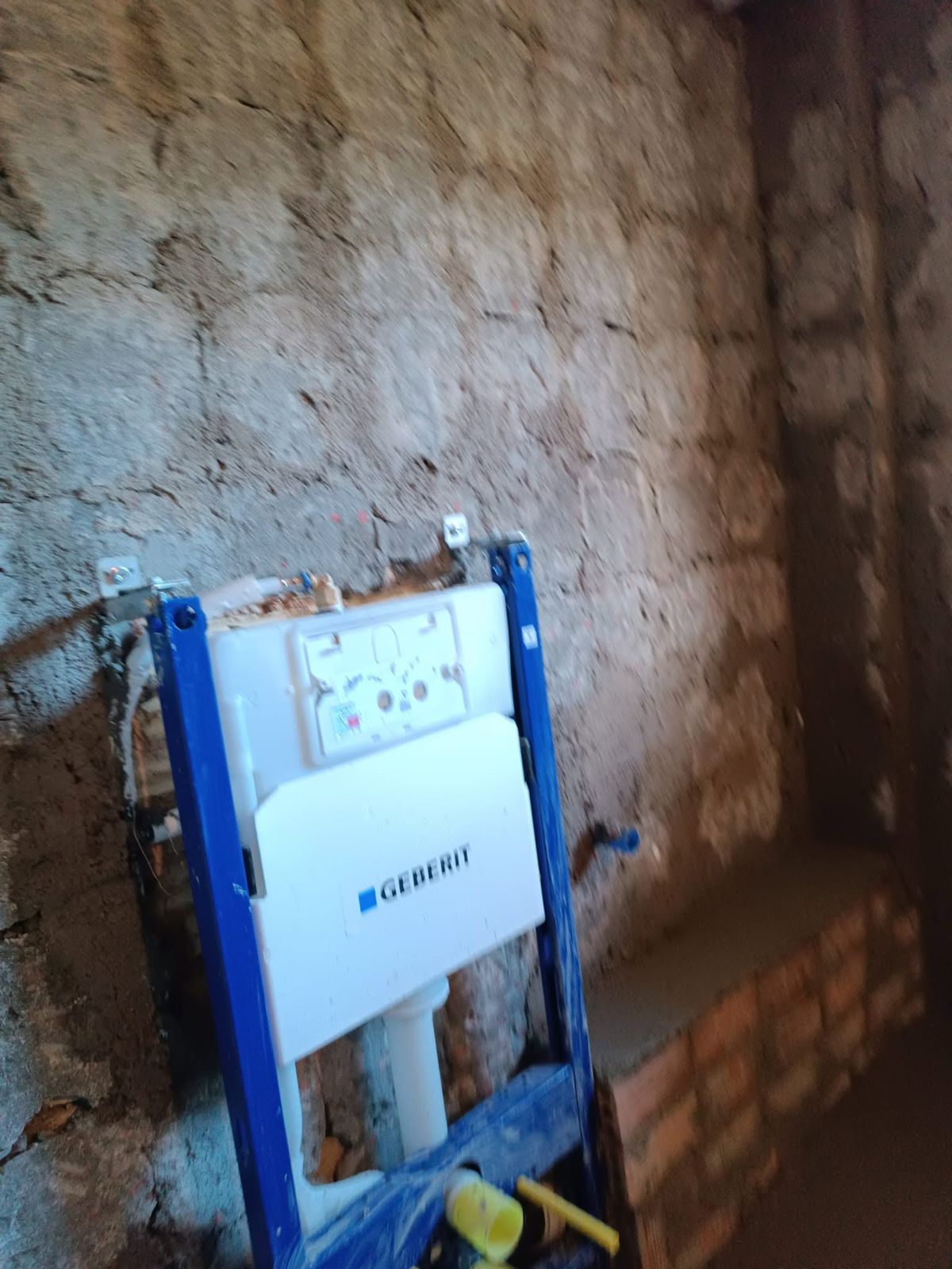 Concealed cistern