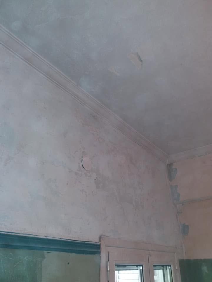 Wall and ceiling filled