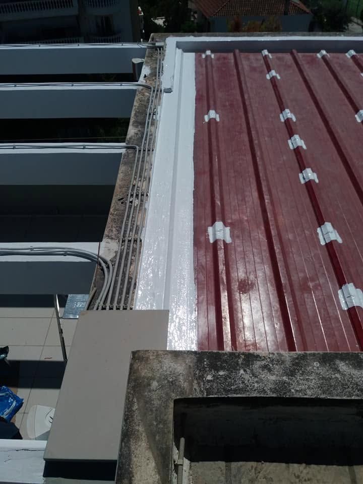 The joint sealed and the screws covered