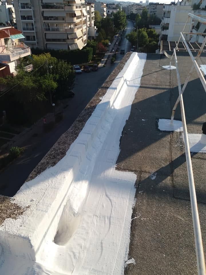 The parapet with a white waterproof coat