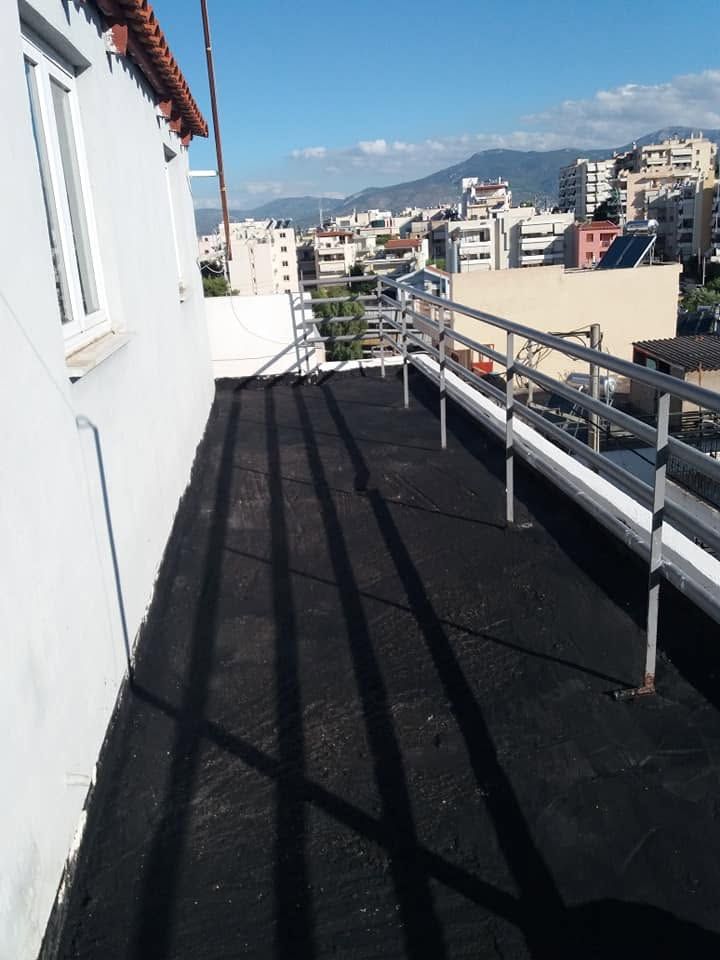Ψεκαζόμενη μόνωση σε ταράτσα με στενά περάσματα - Πριν