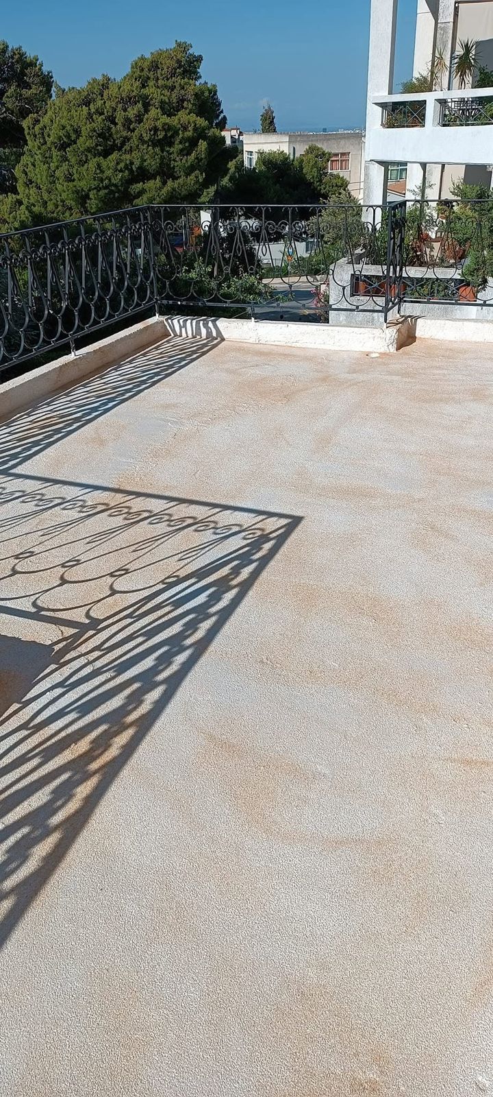 السطح قبل العمل