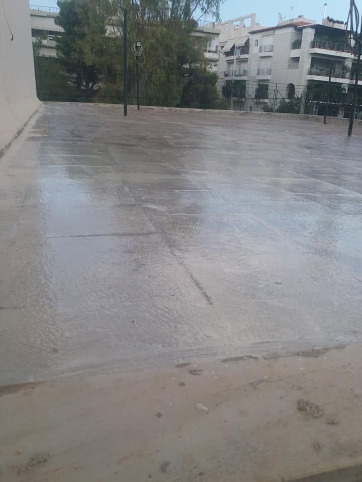 Η ταράτσα γυαλιστερή μετά το αστάρι